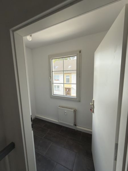 Schöne 2-Zimmer-Dachgeschosswohnung nach Sanierung